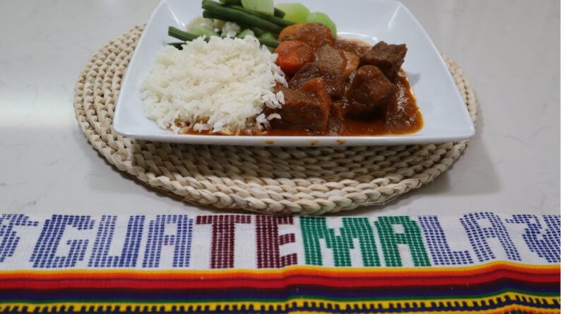 receta de estofado guatemalteco
