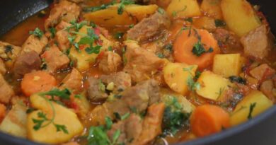 receta de goulash de cerdo