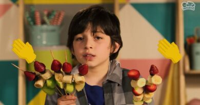receta de brochetas de frutas
